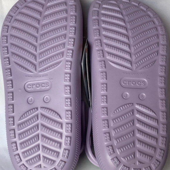 NWT Crocs Animal Cutie leopard print platform clogs. Size “J6” Purple print fun! - Picture 3 of 5
